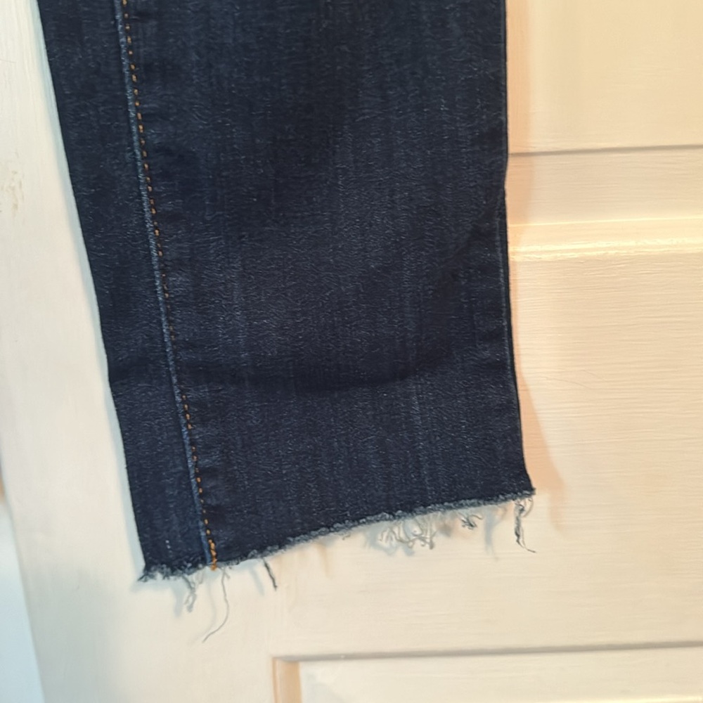 Levi’s 724 high rise slim straight jeans - Picture 5 of 9